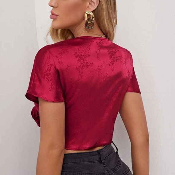 Red satin tie top in red - Picture 3 of 6